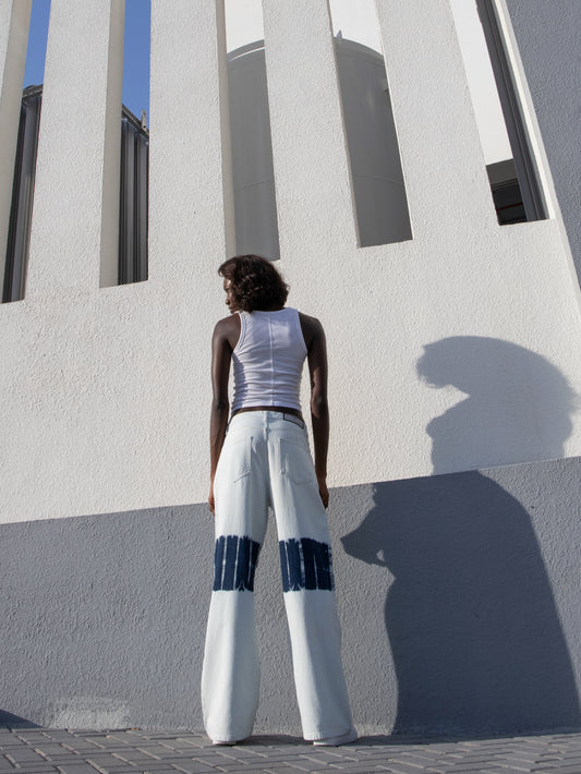 WIDE-LEG HIGH-WAIST JEANS WITH PAINTED KNEES
