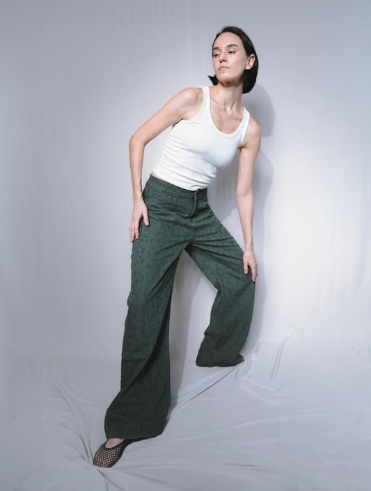 RIPPED-DARK GRAY DENIM
